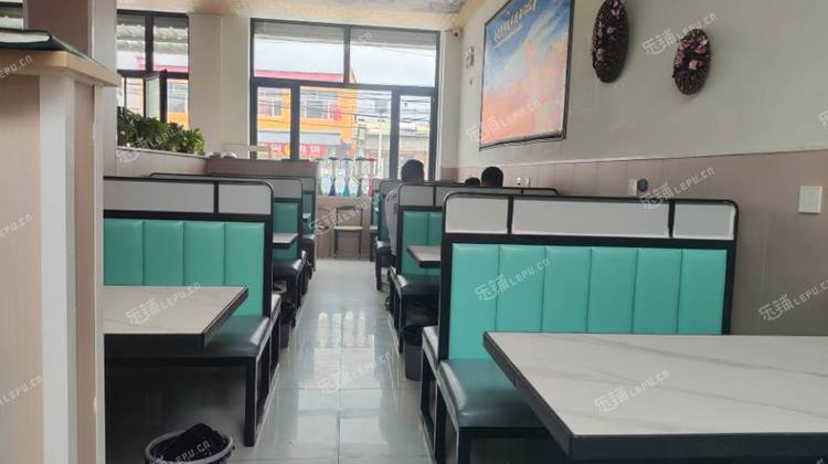 顺义李桥110㎡家常菜馆转让，公司照可过户，可明火，可餐饮