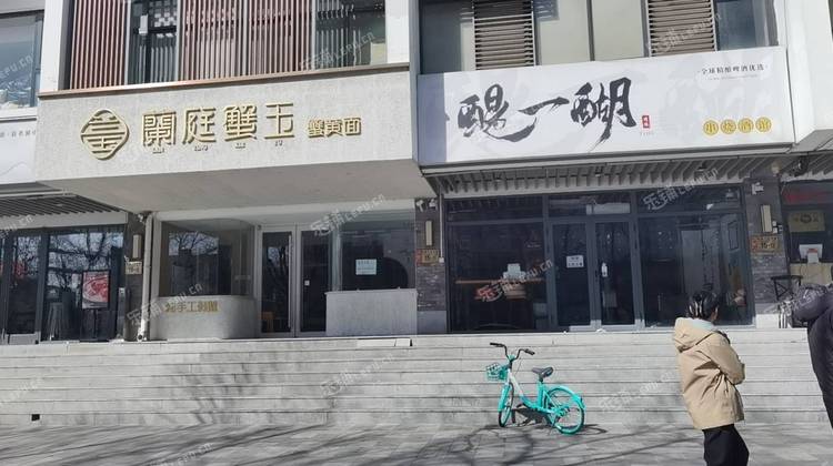 东城东直门内120㎡商铺出租，可办照，可餐饮