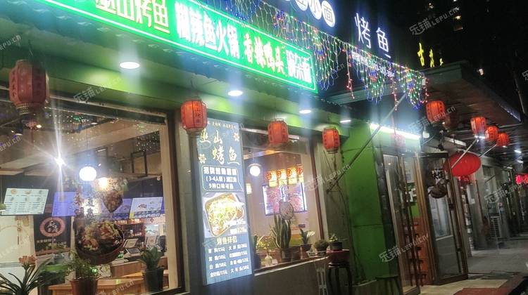 海淀白石桥13㎡商铺出租，可办照，可餐饮