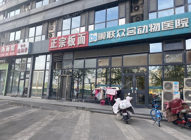 朝阳双桥70㎡米粉/米线/面馆转让，可办照，可餐饮