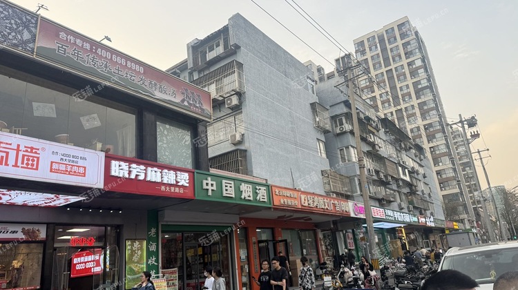 朝阳大望路400㎡商铺出租，可办照，可餐饮
